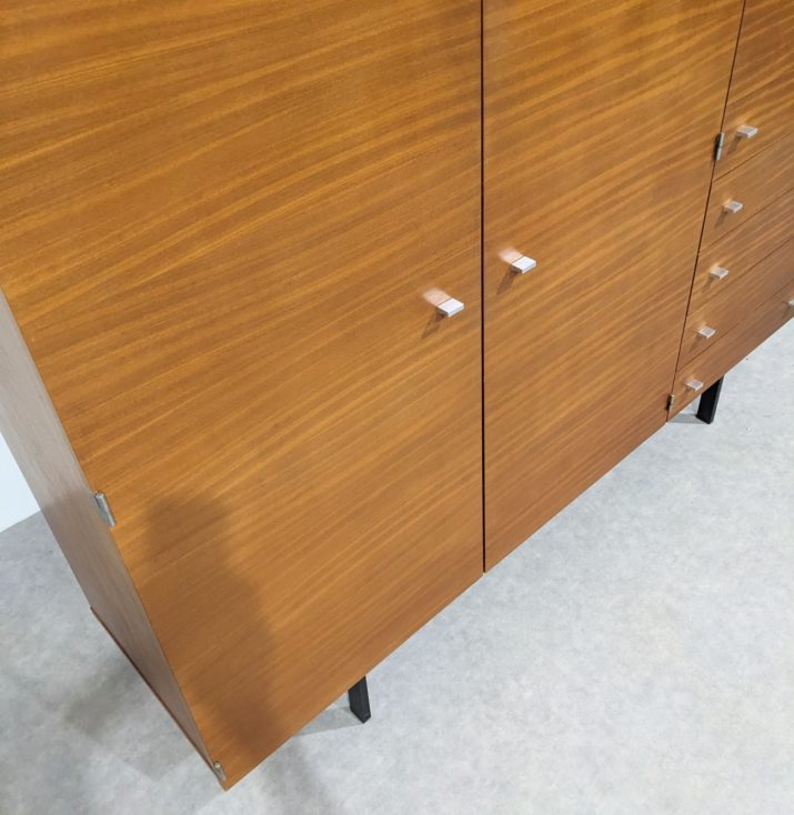 Grande armoire vintage P.Guariche – Image 6