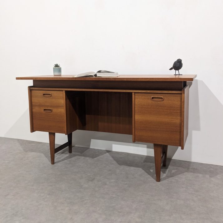 Bureau vintage scandinave