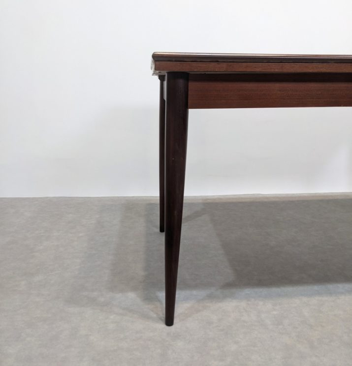 Table à repas scandinave – Image 2