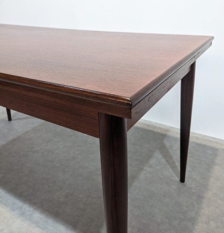 Table à repas scandinave – Image 7