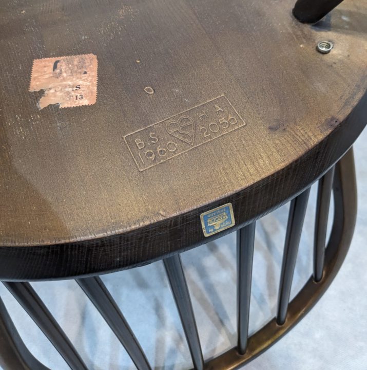 Suite de six chaises Ercol – Image 5