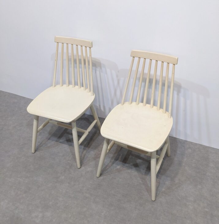 Paire de chaises vintage à barreaux – Image 5
