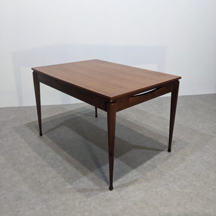 Table à repas extensible