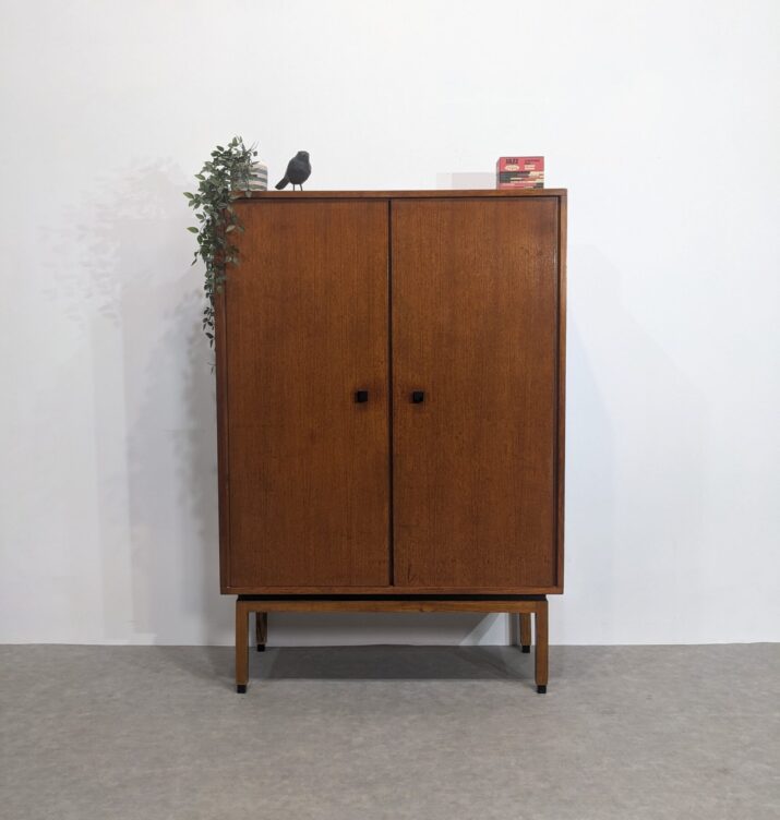 Armoire vintage mdk