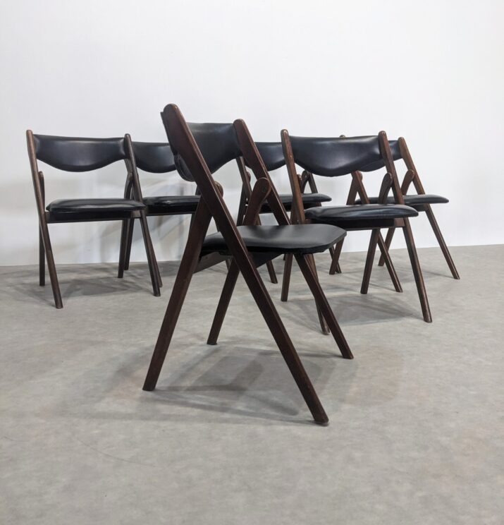 Suite de six chaises mid-century