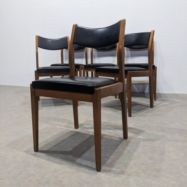 Suite de six chaises vintage