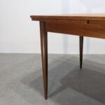 Table à repas vintage scandinave – Image 2