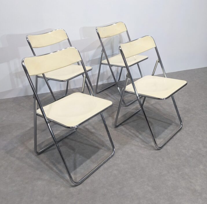 Quatre chaises pliantes 80' – Image 2