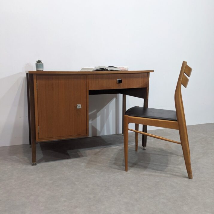 Bureau vintage