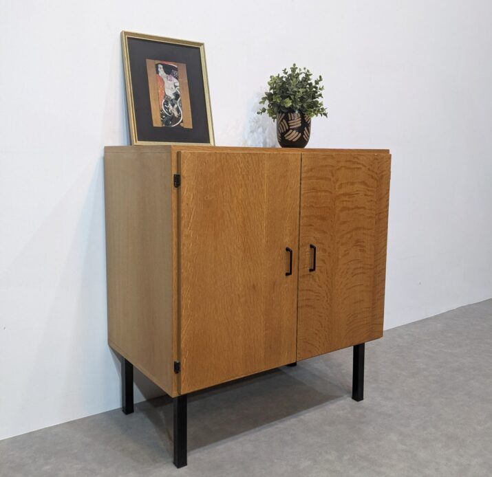 Commode chêne clair