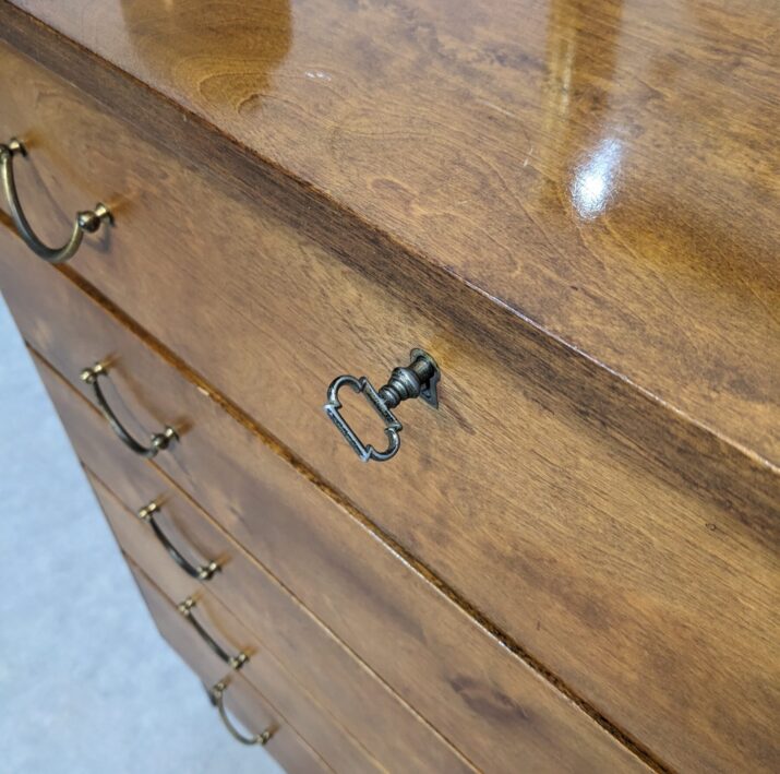 Commode cinq tiroirs – Image 5