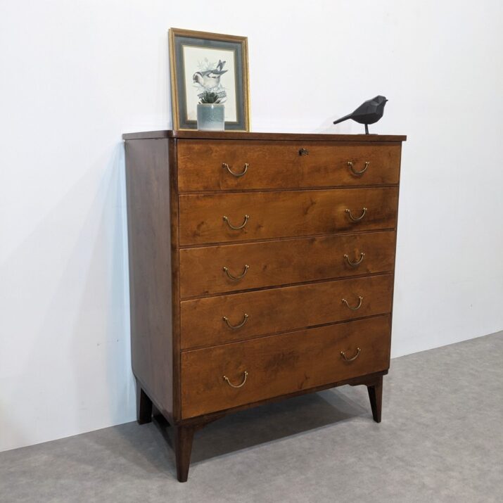 Commode cinq tiroirs