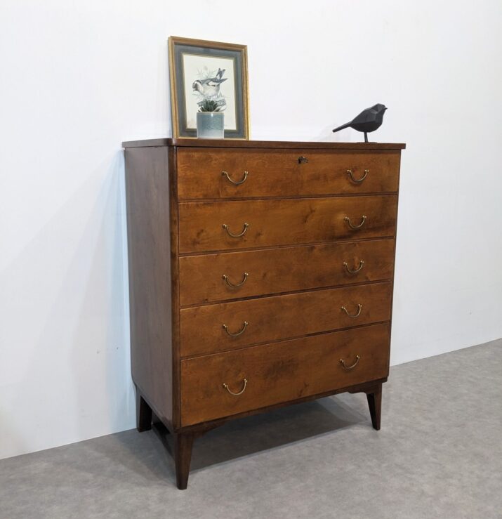 Commode cinq tiroirs