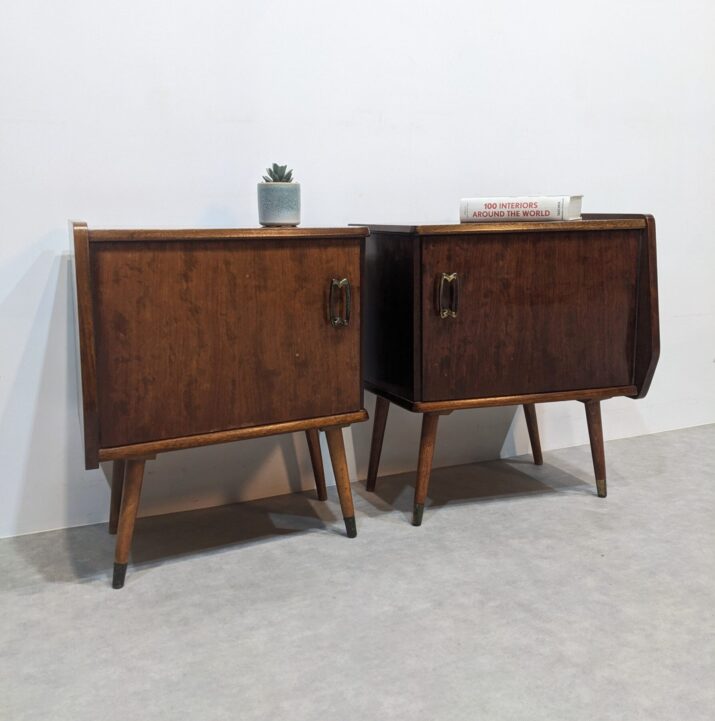 Duo de chevets mid-century