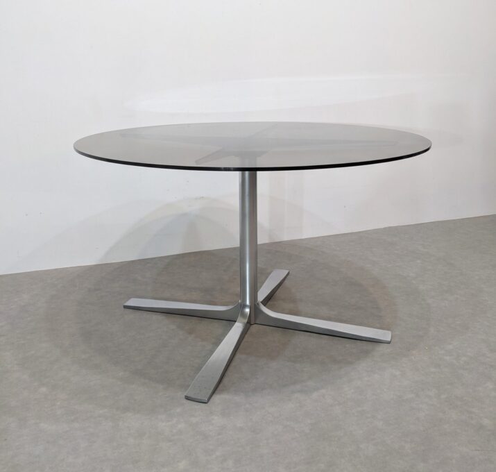 Table ronde vintage