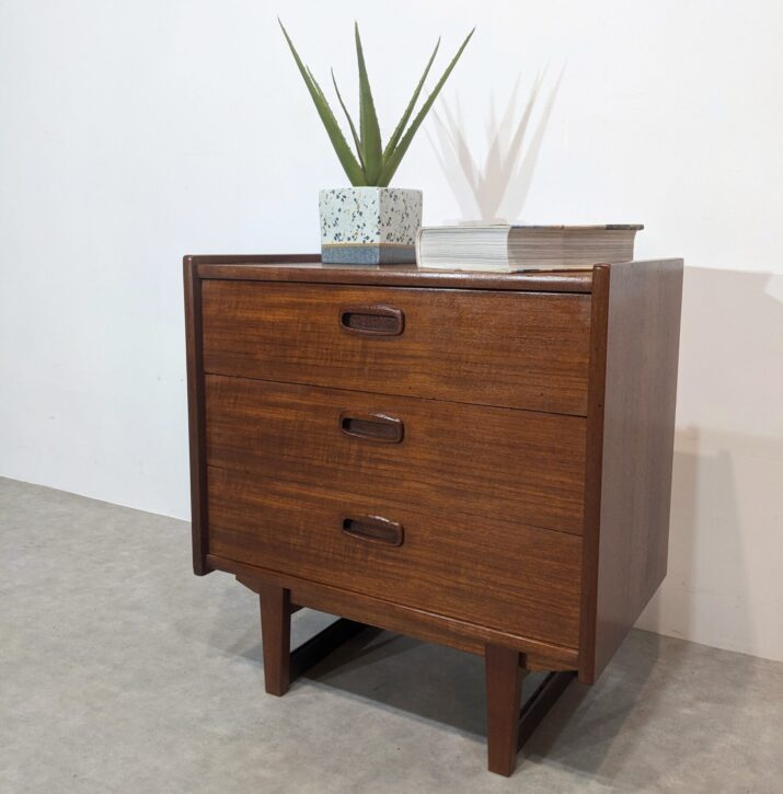 Meuble d'appoint vintage scandinave – Image 2