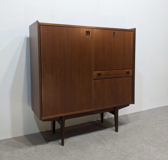 Meuble de bar, Highboard V Form – Image 11
