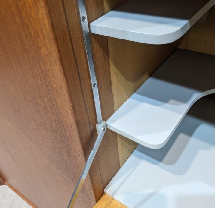 Meuble de bar, Highboard V Form – Image 5