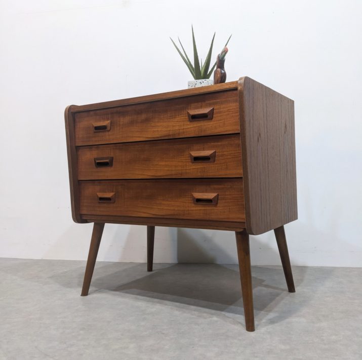 Commode mid-century design