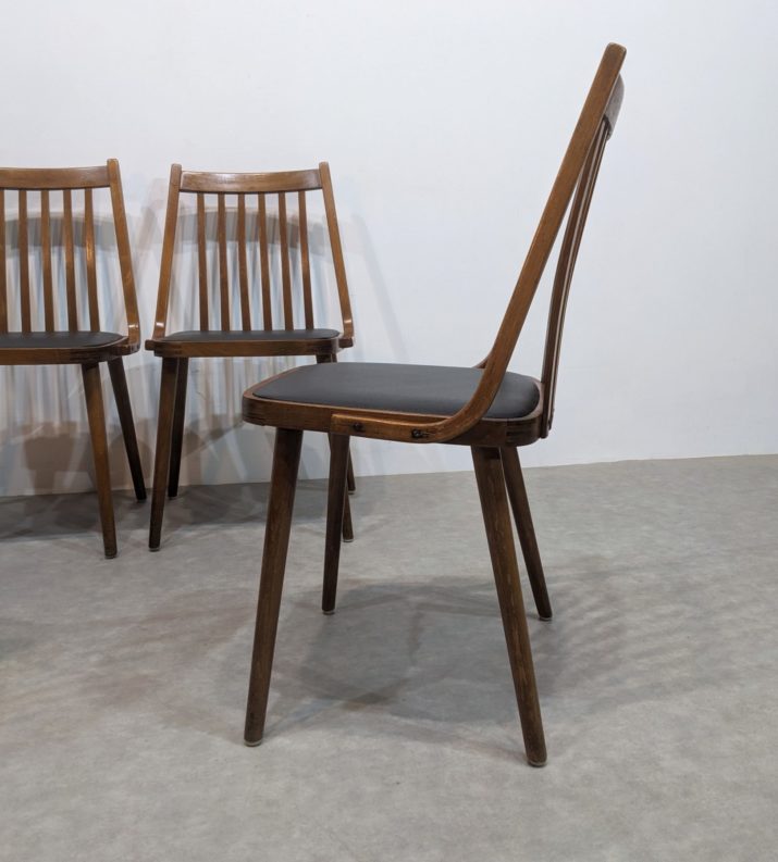 Quatre chaises  vintage – Image 3