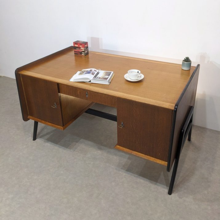 Bureau Belge mid-century