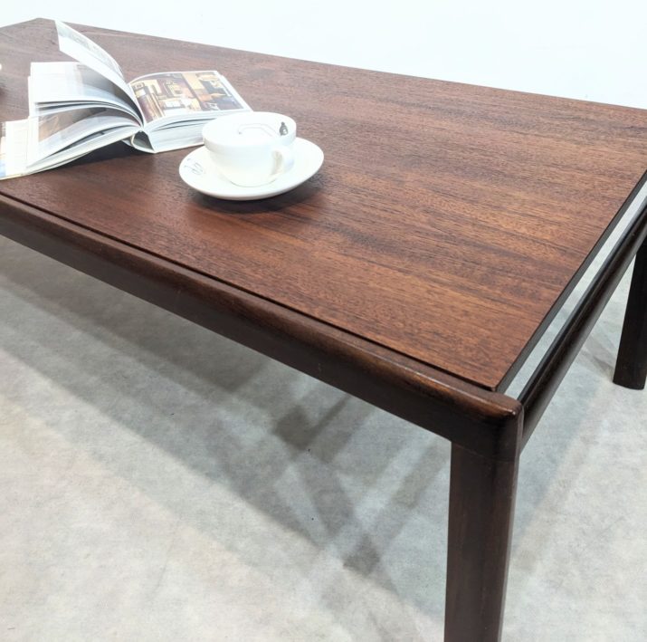 Table de salon vintage – Image 2