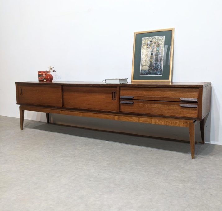 Lowboard mid-century
