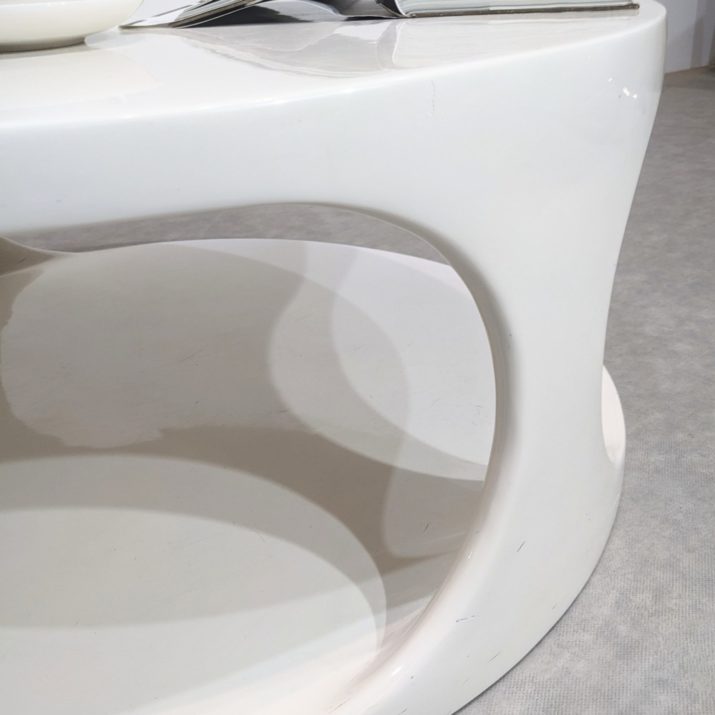 Space age "coffee table" – Image 3