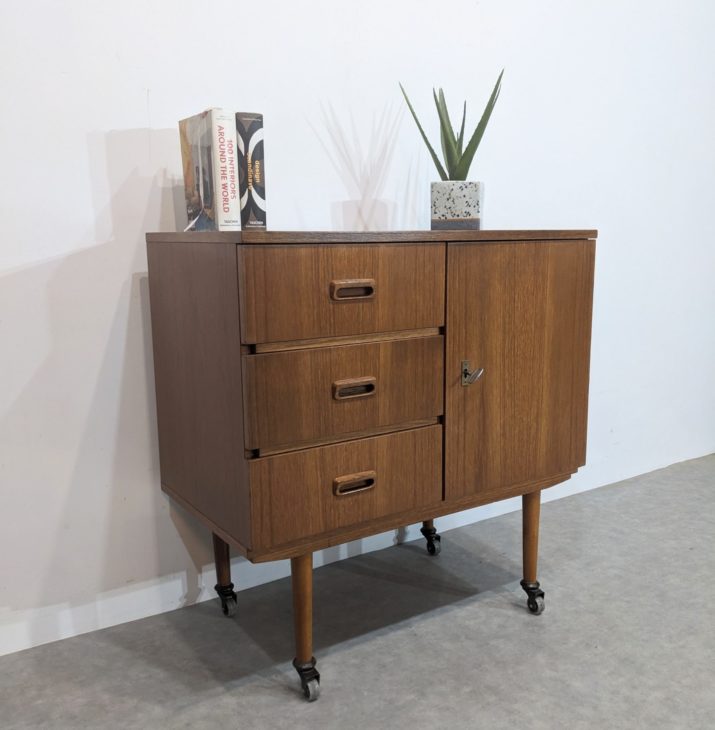 Commode, desserte