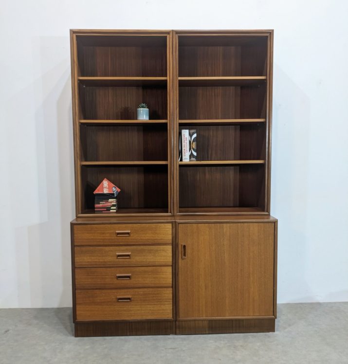 Bibliothèque vintage scandinave