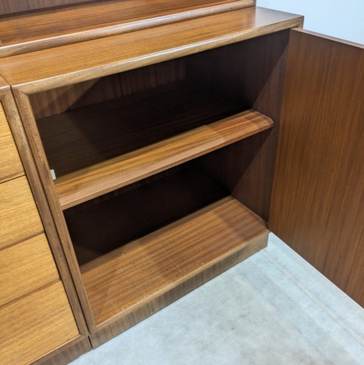 Bibliothèque vintage scandinave – Image 3