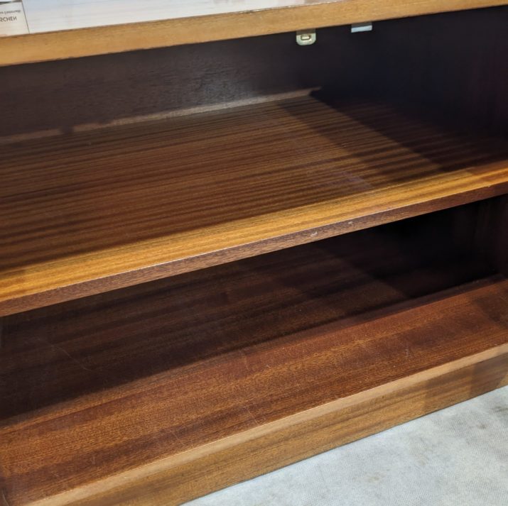 Armoire basse, coffre vintage – Image 3