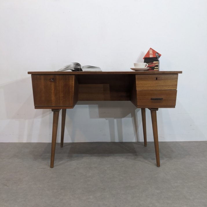Bureau pieds compas