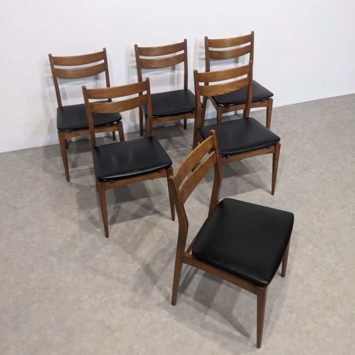 Suite de six chaises vintage