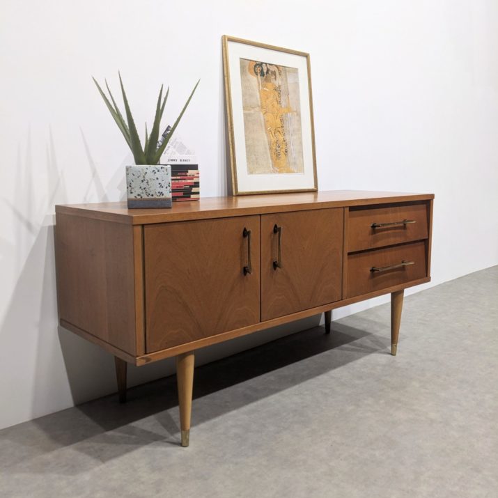 Petite enfilade mid-century
