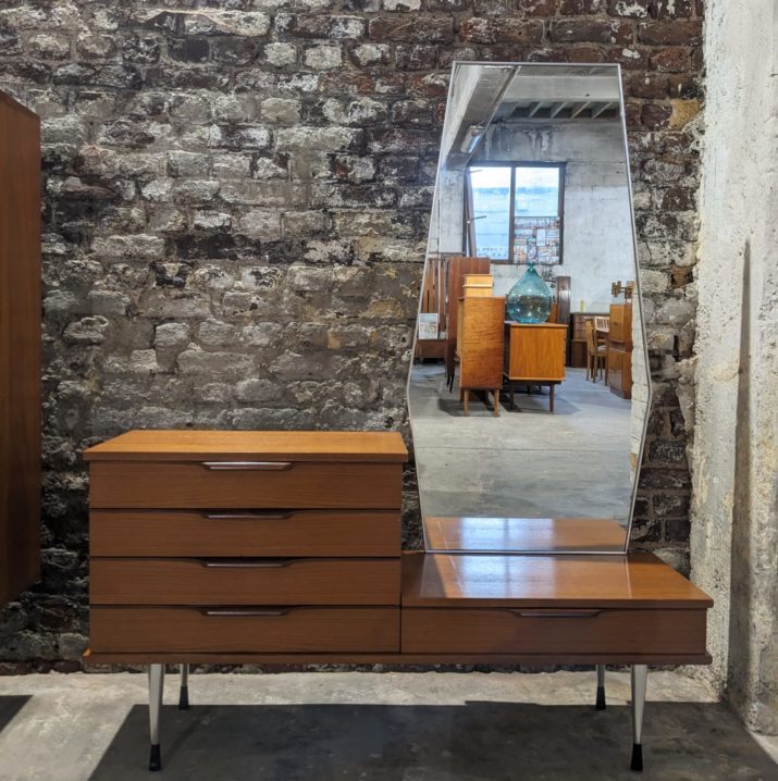 Coiffeuse mid-century – Image 16