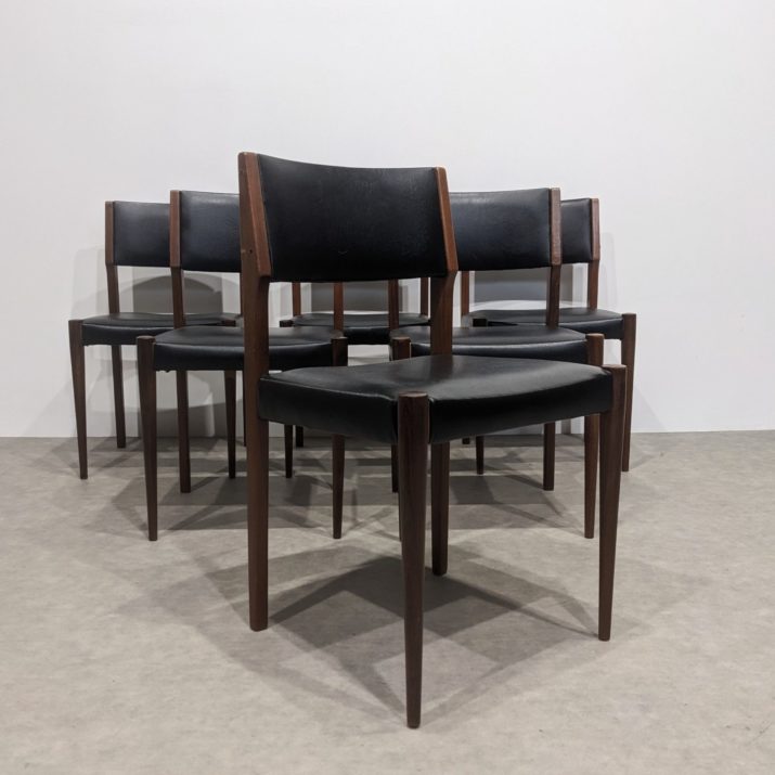 Suite de six chaises