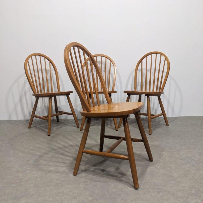 Quatre chaises Windsor