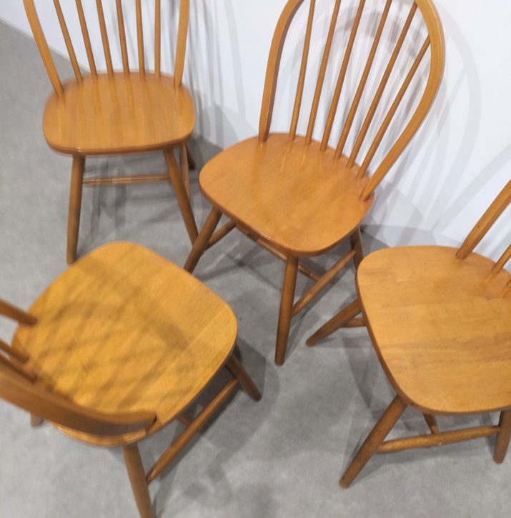 Quatre chaises Windsor – Image 5
