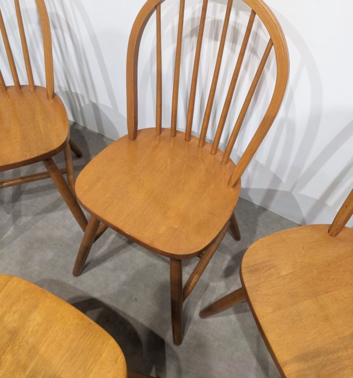 Quatre chaises Windsor – Image 6