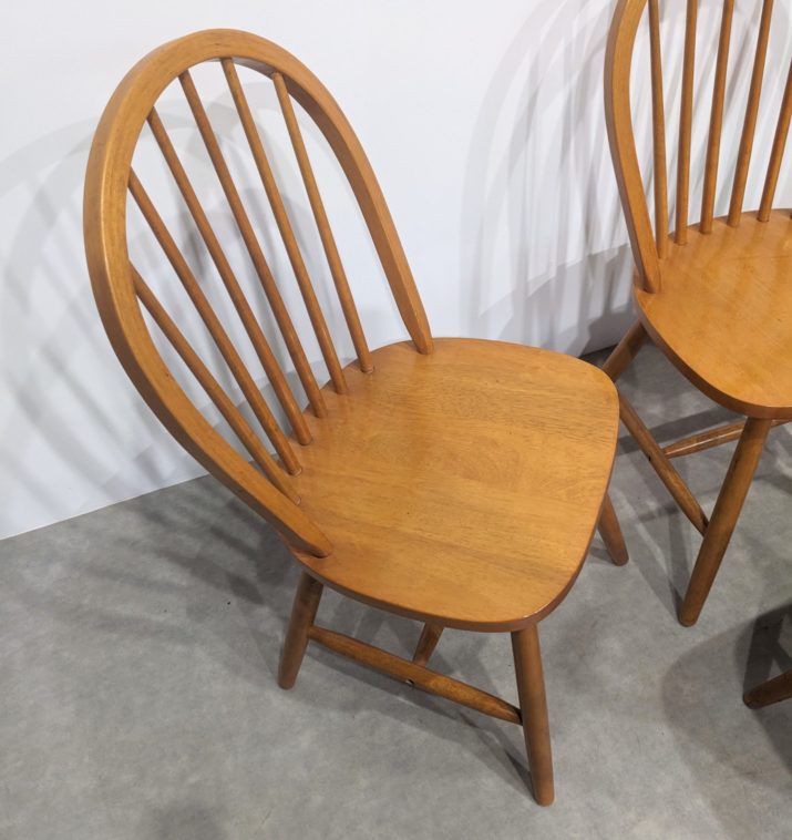 Quatre chaises Windsor – Image 7