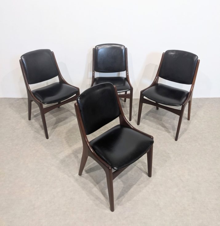 Suite de quatre chaises mid-century – Image 7