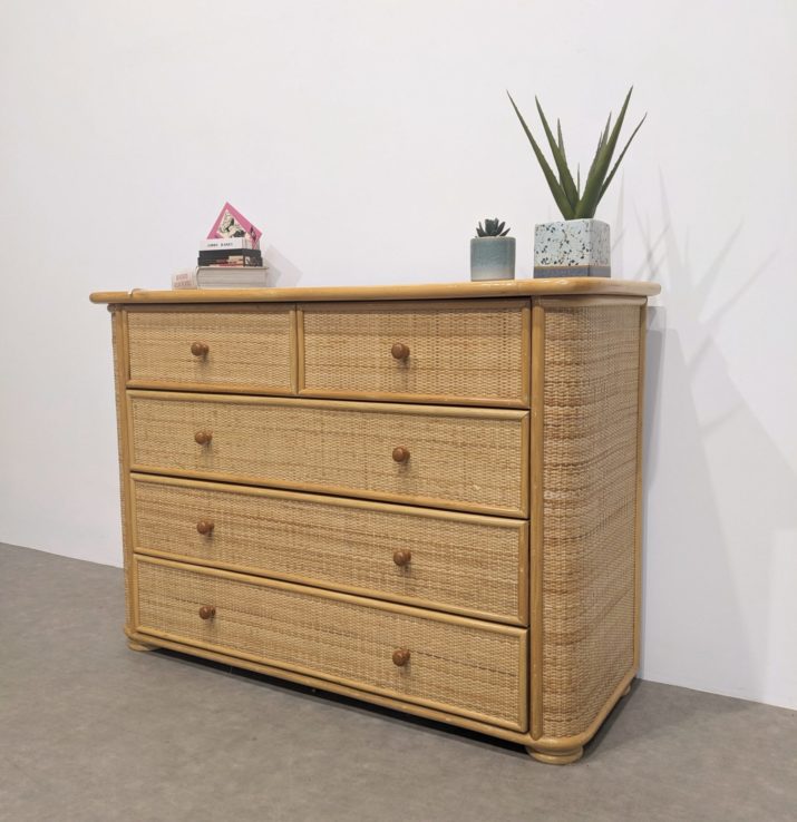 Commode vintage en rotin