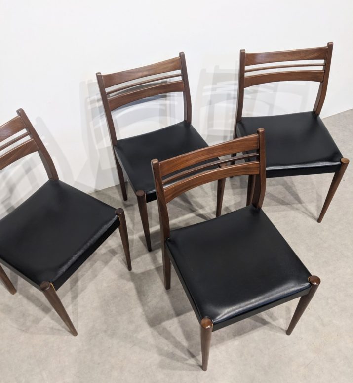 Suite de quatre chaises scandinaves – Image 2