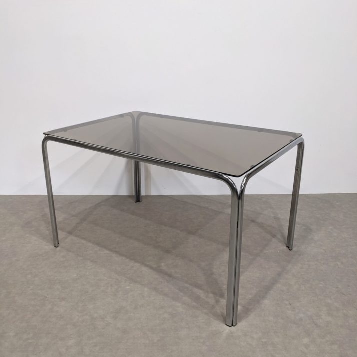 Table verre fumé