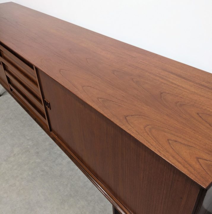 Enfilade V-Form – Image 7
