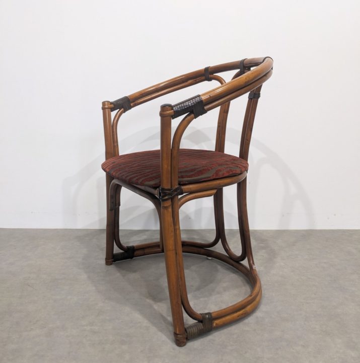 Set table et chaises en bambou – Image 8