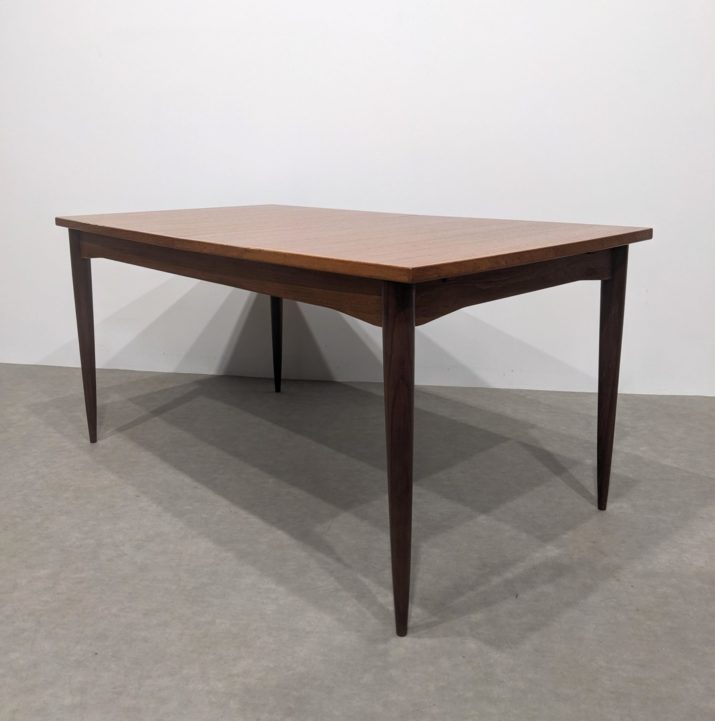 Table extensible scandinave