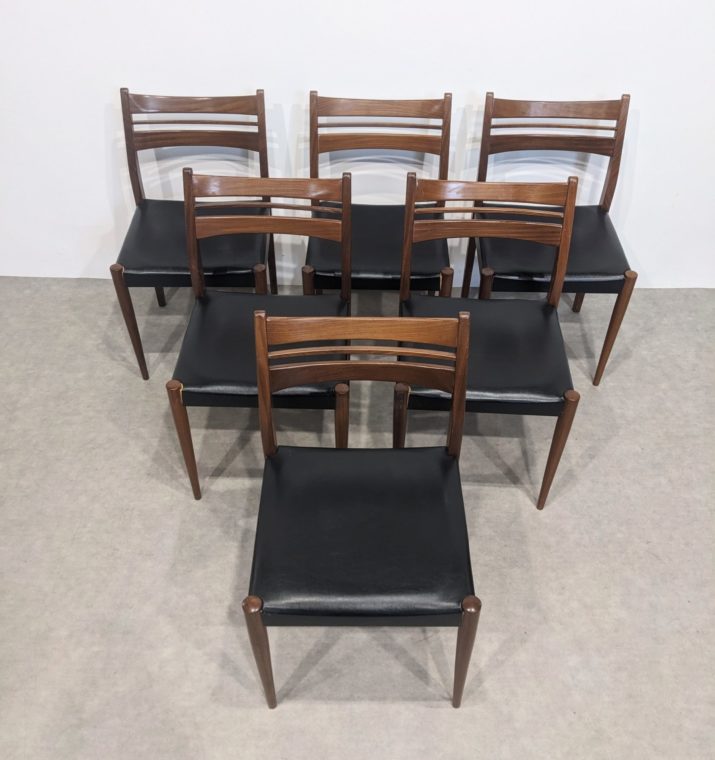 Suite de 6 chaises scandinaves
