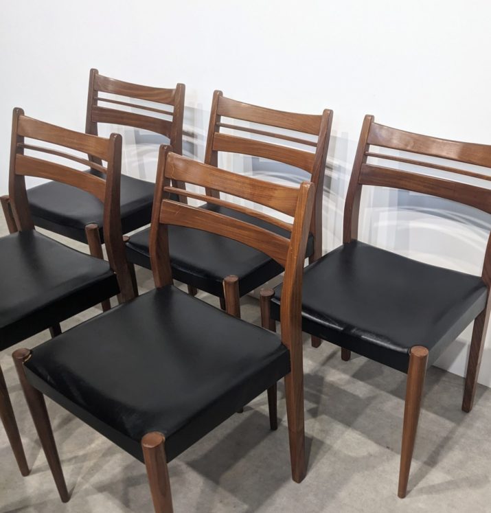 Suite de 6 chaises scandinaves – Image 7
